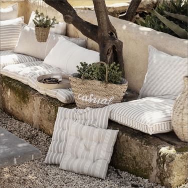 Store Puter Til A Sitte Pa () Store Puter Til A Sitte Pa