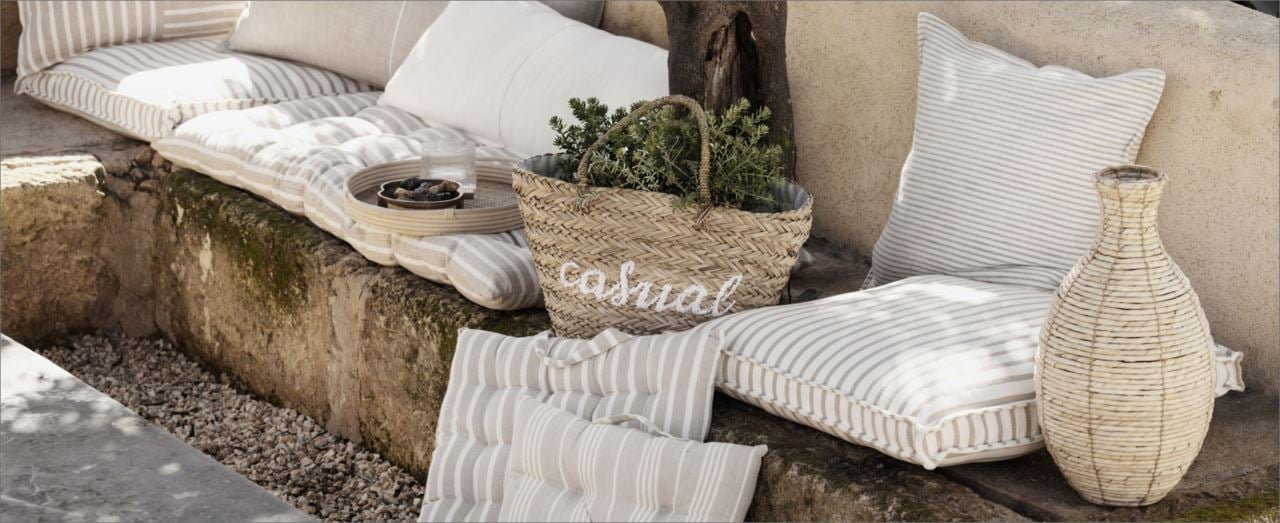 Store Puter Til A Sitte Pa () Store Puter Til A Sitte Pa