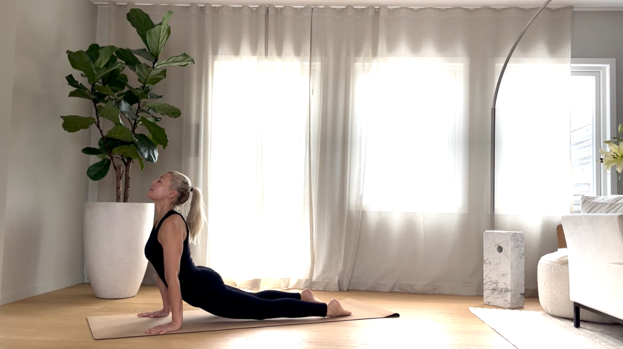 Gjør yoga med Vibeke Klemetsen