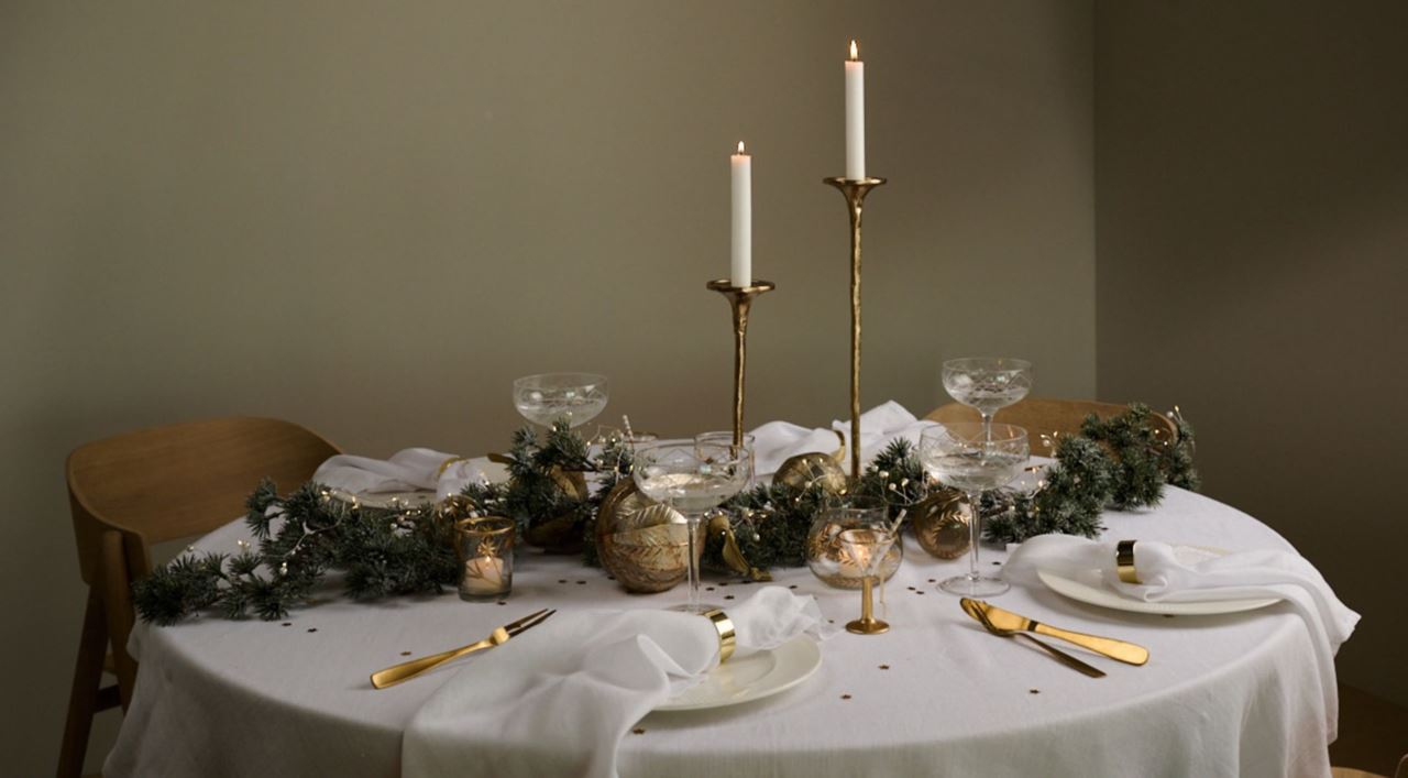 Inviter til nyttårsfest!