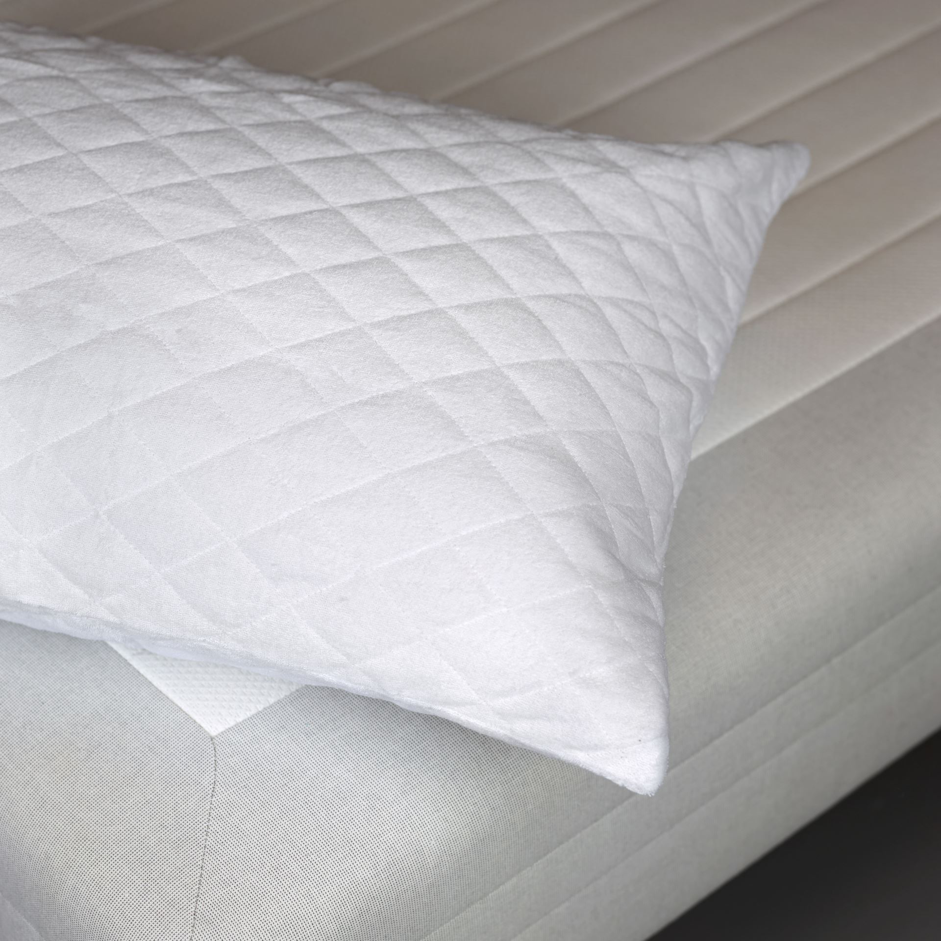 Putebeskytter hvit - 2