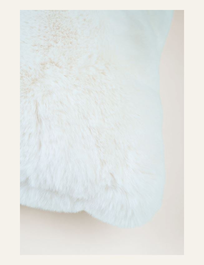 Pynteputetrekk offwhite - 2