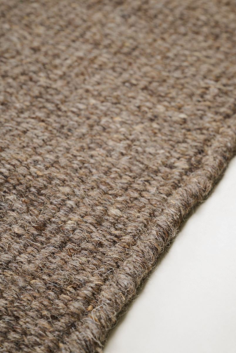 Ullteppe brun - 3