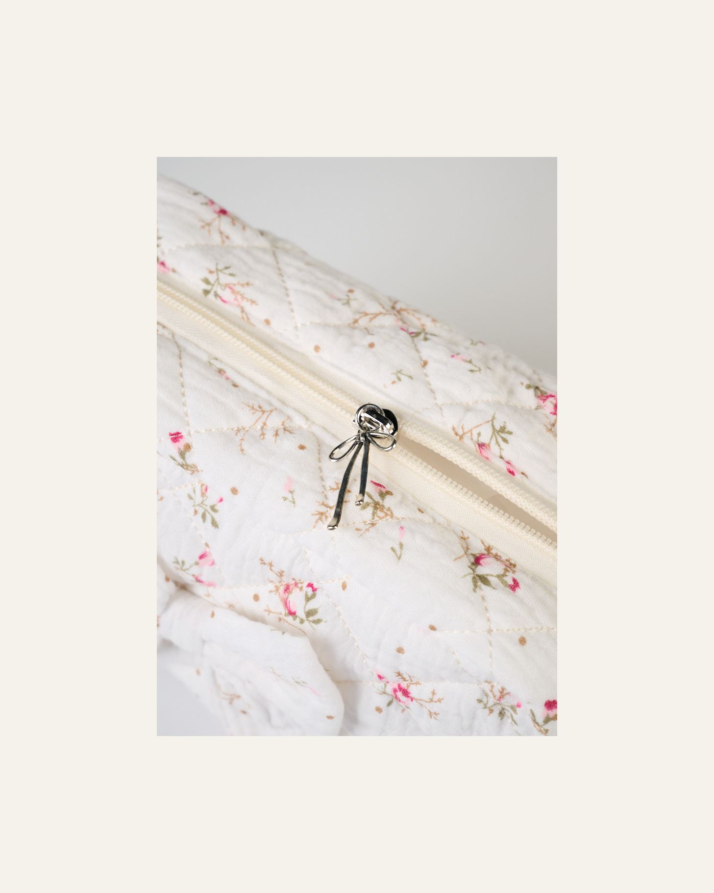 Toalettmappe hvit - 3