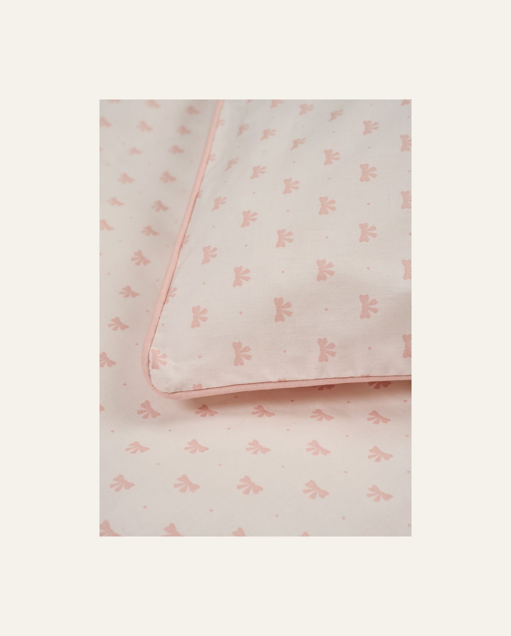 Sengesett lys rosa - 2