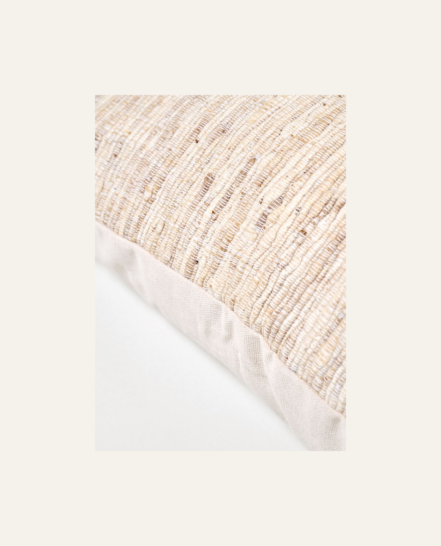 Pynteputetrekk offwhite - 2