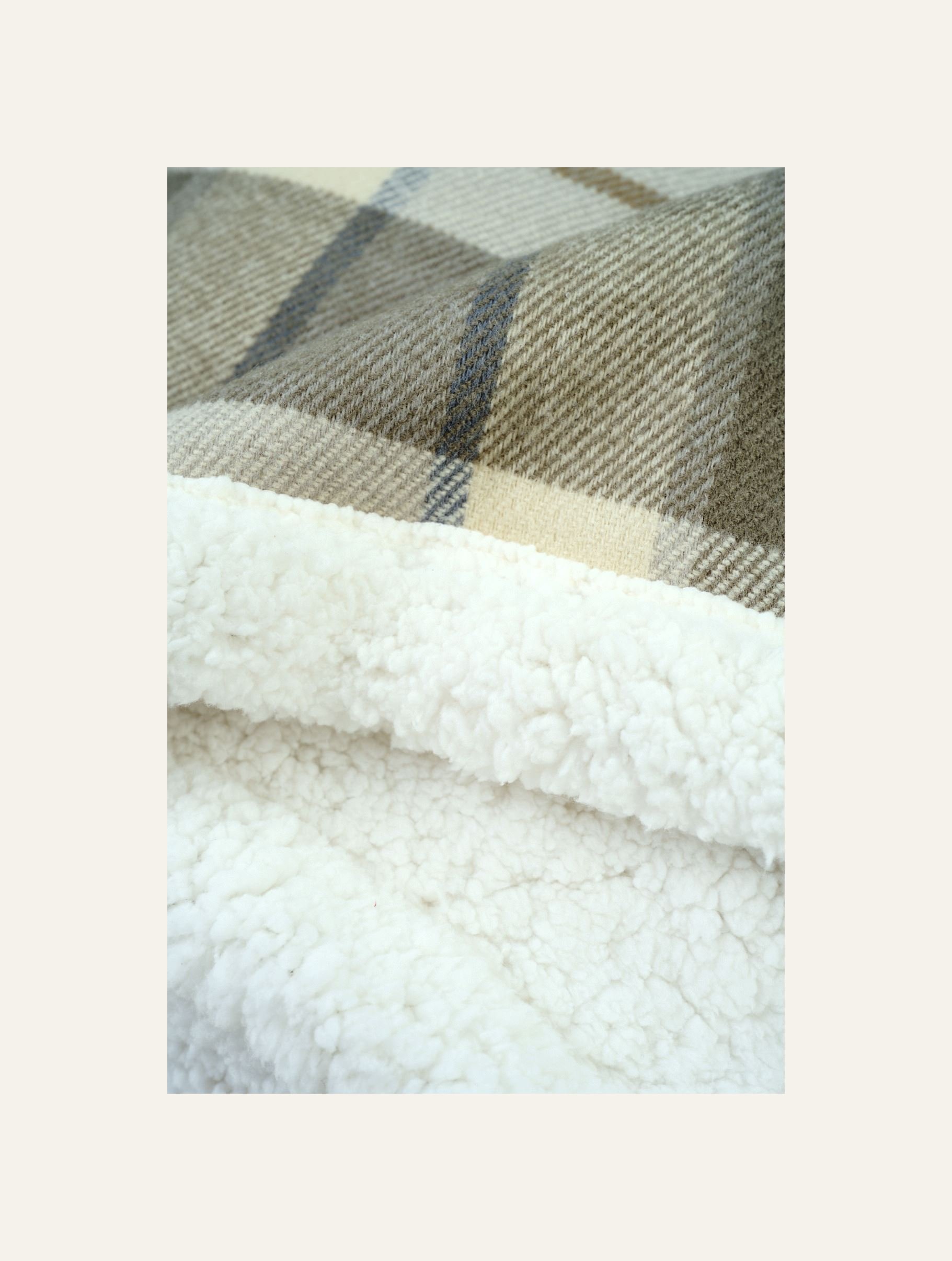 Pledd midtgrønn - 2