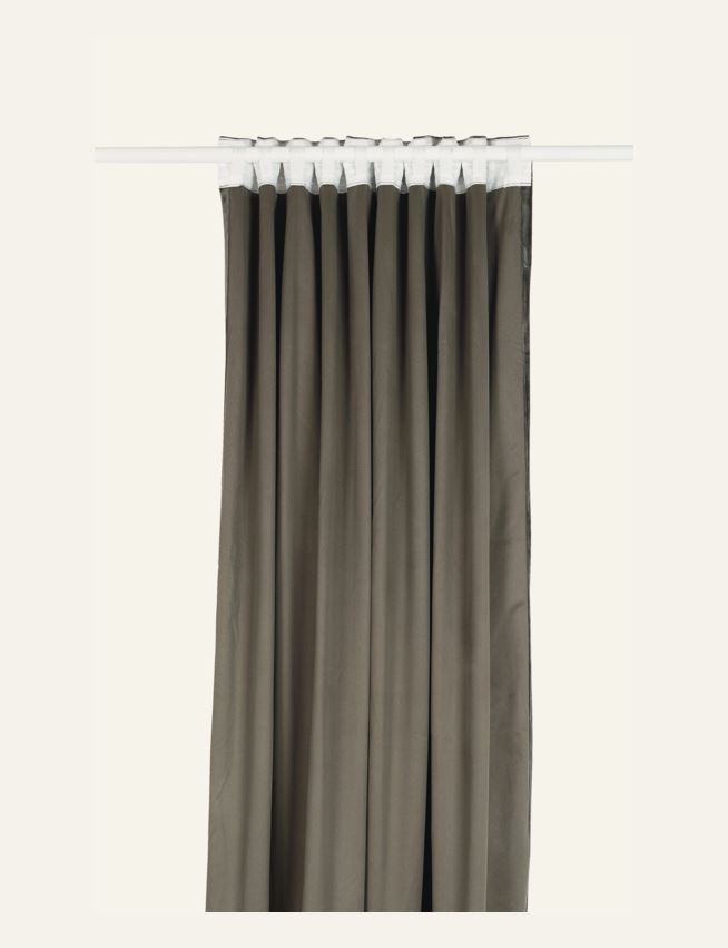 Gardin grå - 2