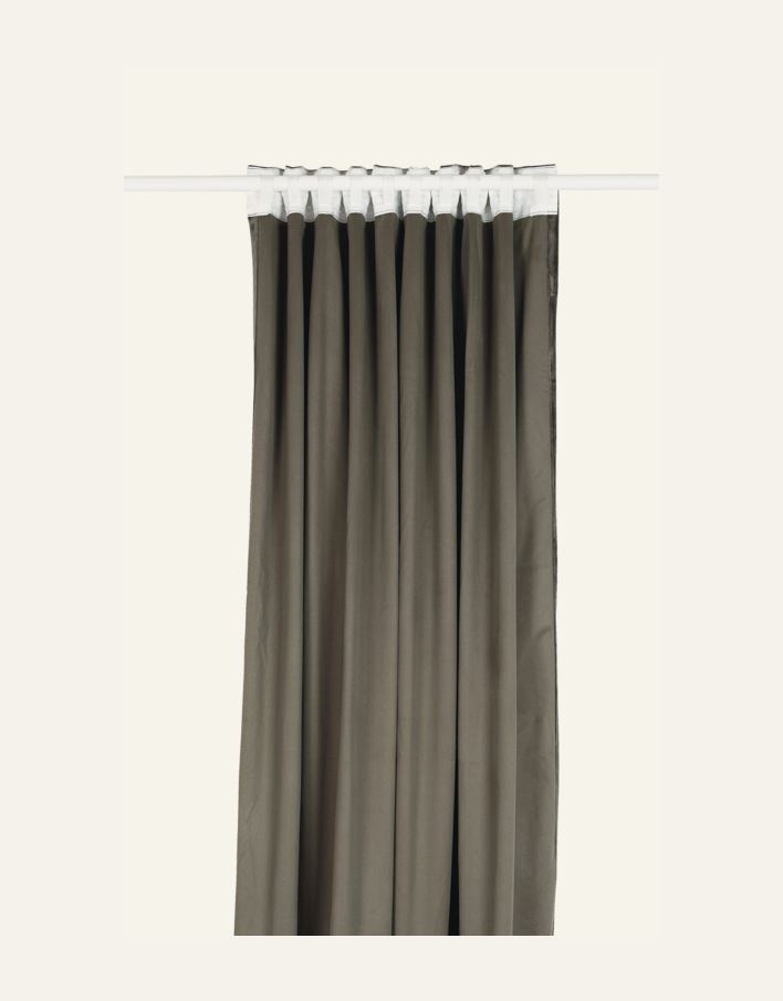 Gardin grå - 2