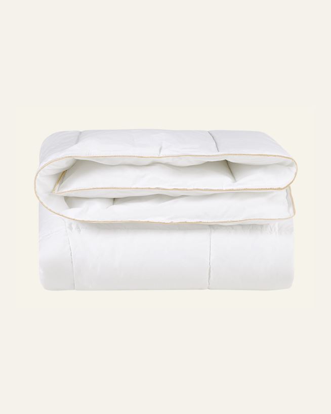 Helårs fiberdyne hvit - 140x200 cm hvit - 1