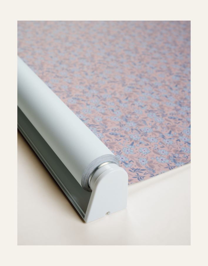 Lystett rullegardin rosa - 2