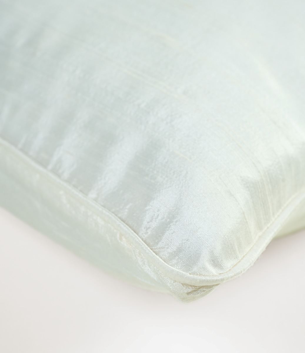 Pynteputetrekk offwhite - 2