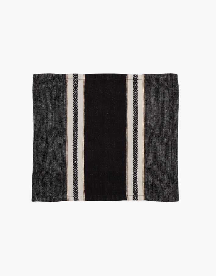 Brikke svart - 35x48 cm svart - 1