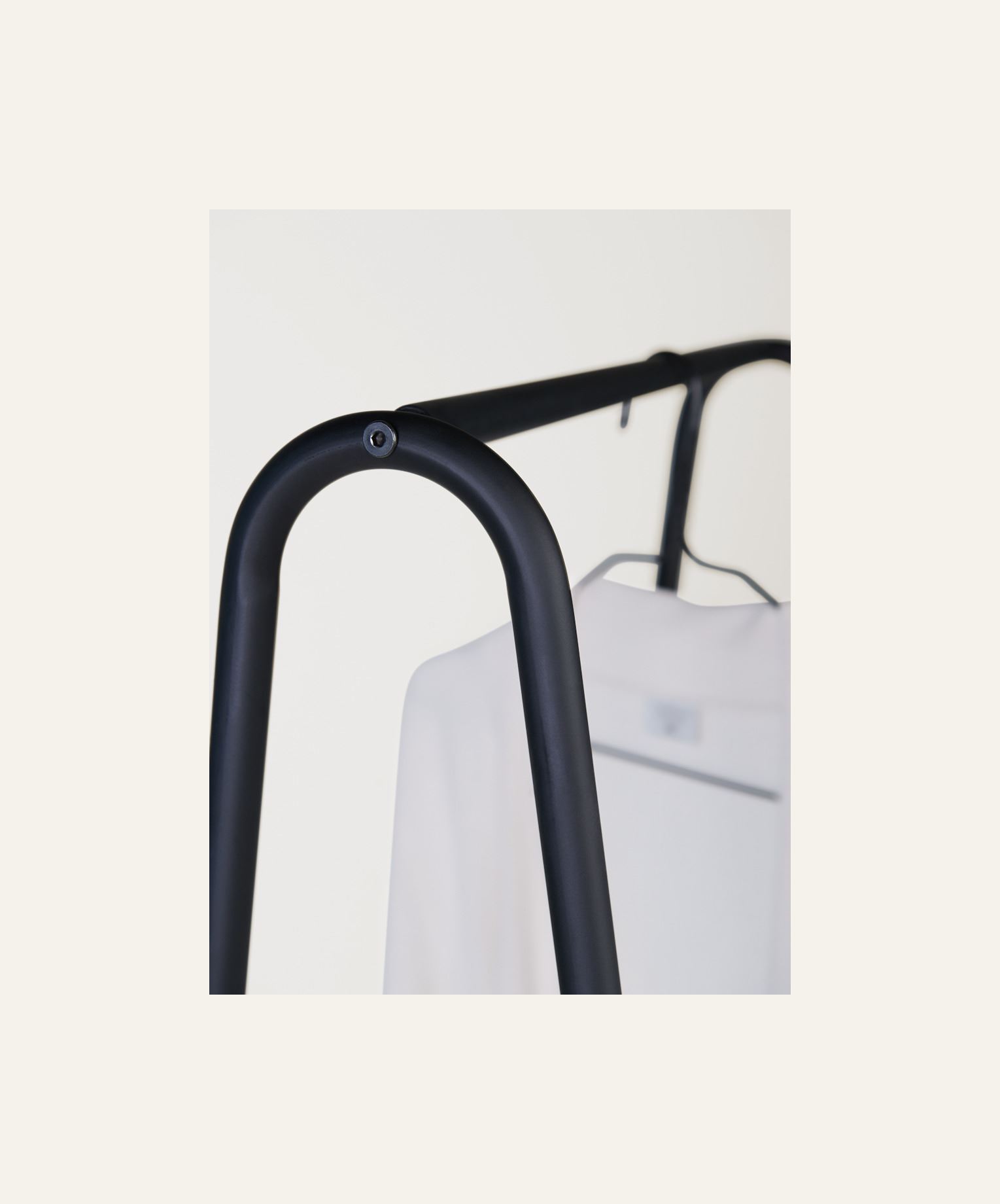 Klesstativ svart - 2