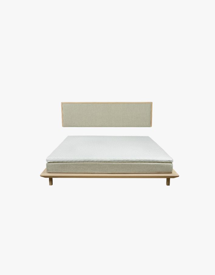 Seng hvitoljet eik beige - 180x200 cm beige - 1