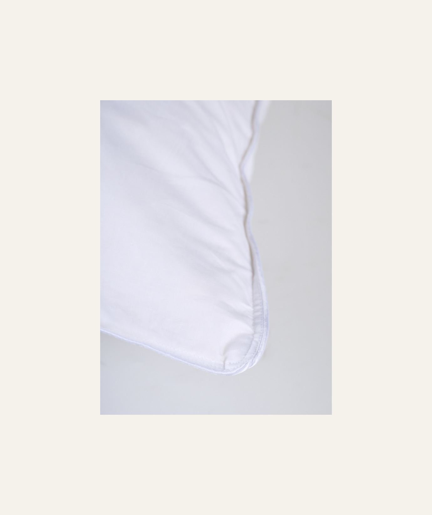 Medium fjærpute hvit - 4