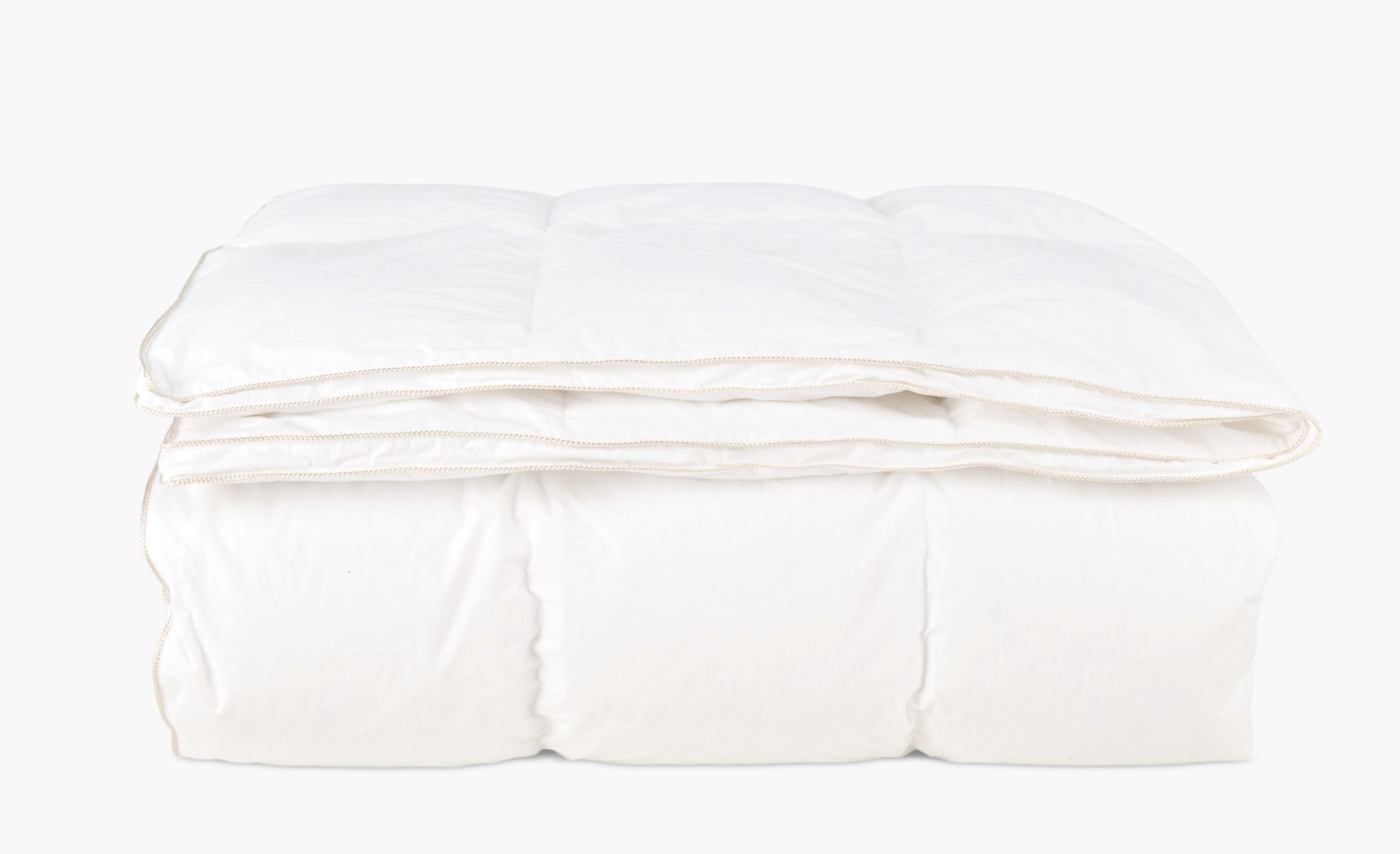 Helårs dundyne hvit - 140x200 cm hvit - 1