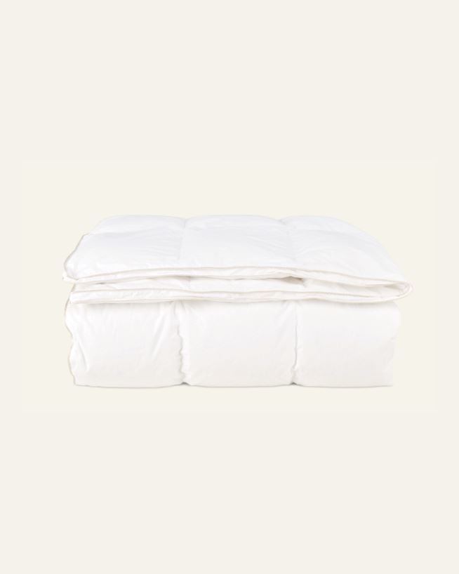 Helårs dundyne hvit - 140x200 cm hvit - 1