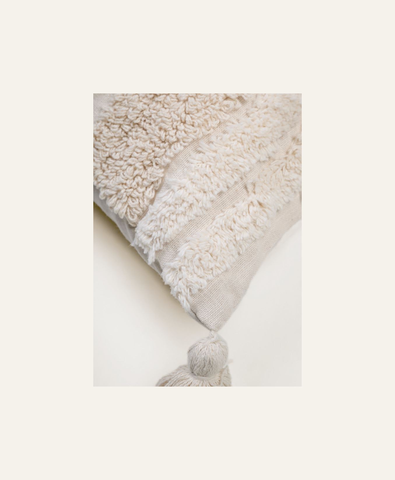 Pynteputetrekk offwhite - 2