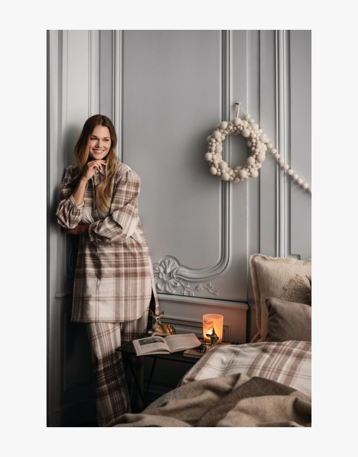 Nattskjorte sand - S/M sand - 1