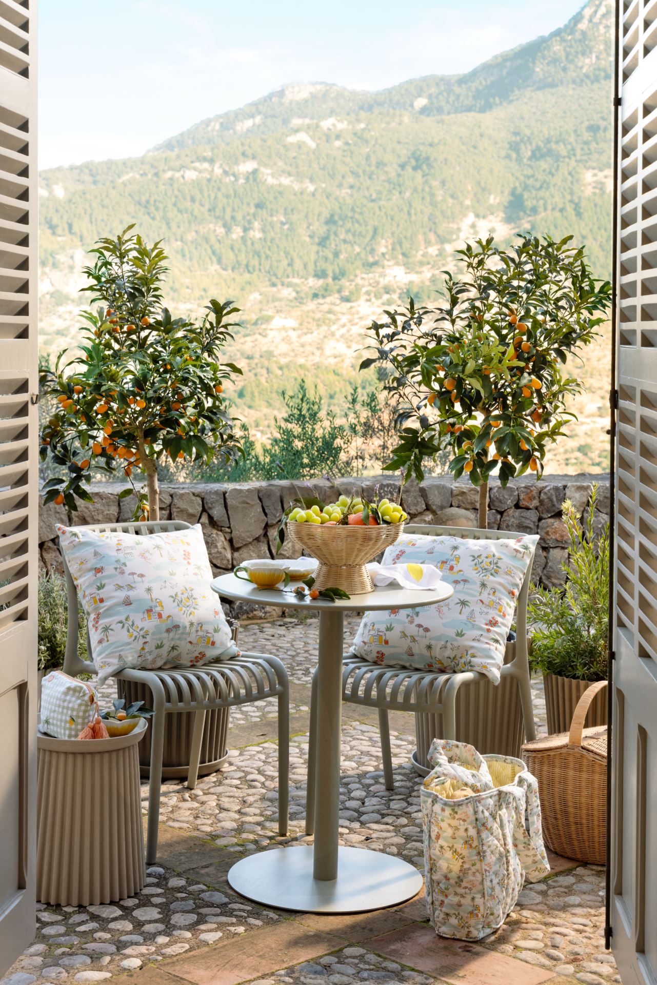 Hagebord grågrønn - 2