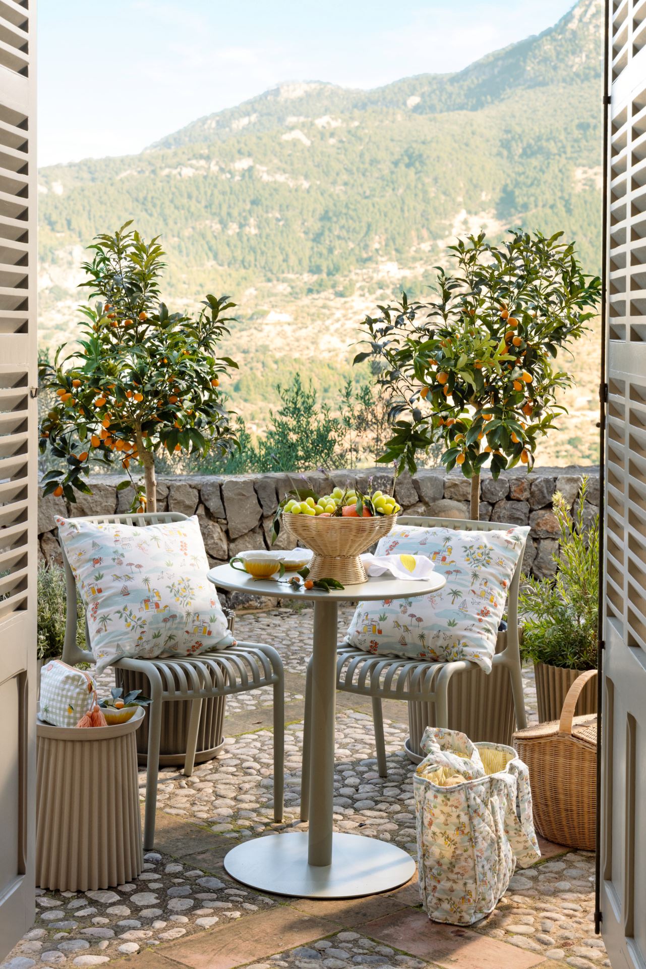 Hagebord grågrønn - 2