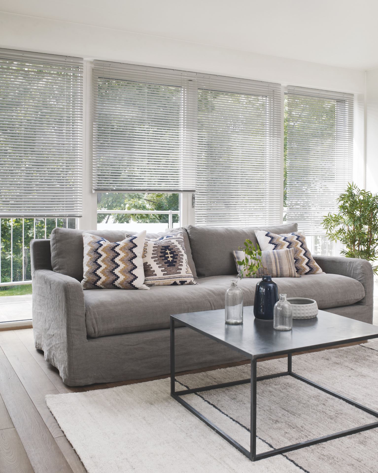 Metallpersienne hvit - 2