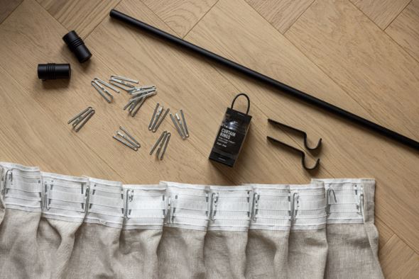 Gardinstang svart - 4