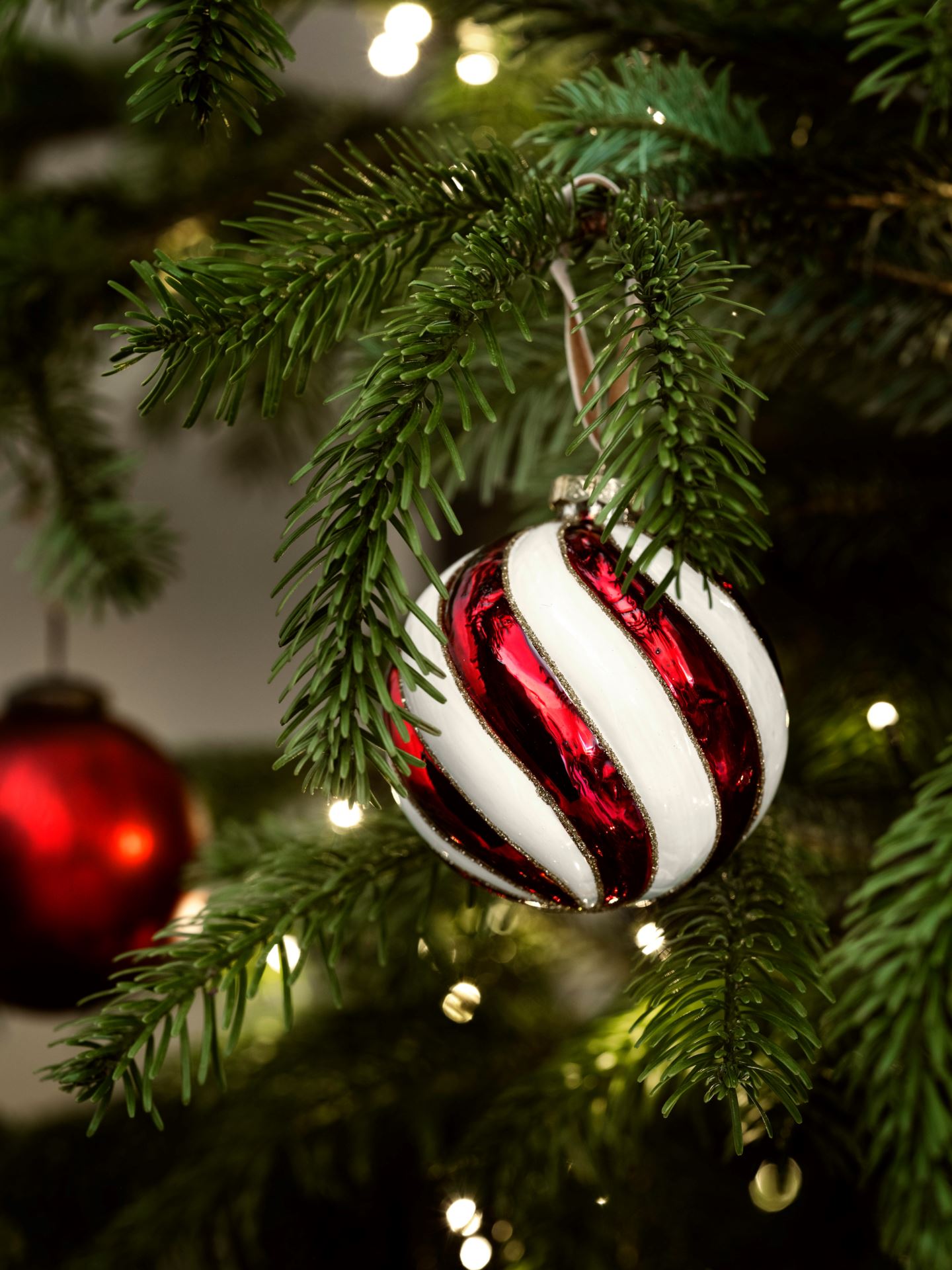 Julekule multi rød - 10x10x10 cm multi rød - 1