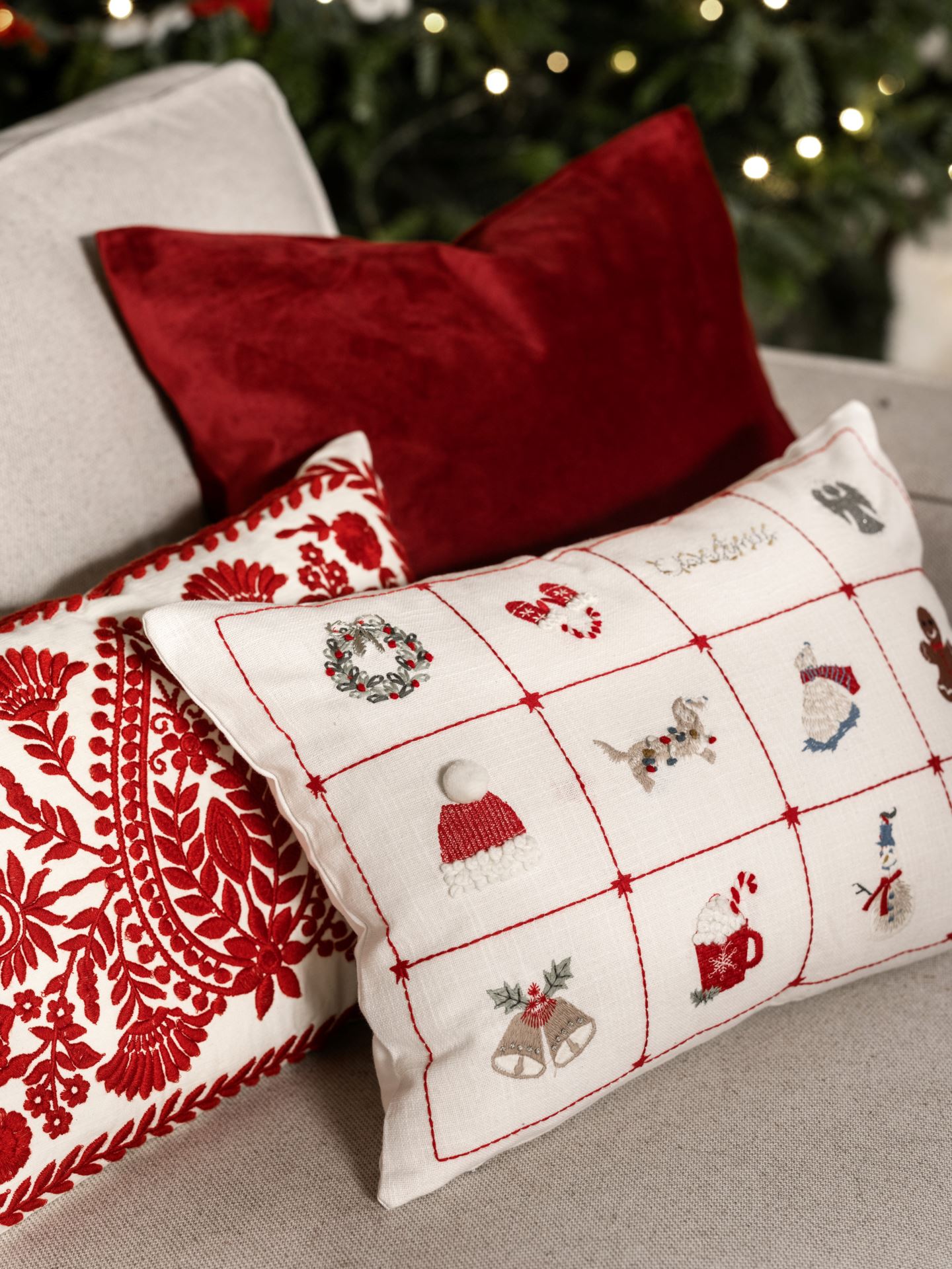 Pyntepute rød - 50x50 cm rød - 1