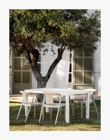 Hvit Hagestol: Den Perfekte Tilføyelsen til Din Uteplass () Hvit Hagestol: Den Perfekte Tilføyelsen til Din Uteplass