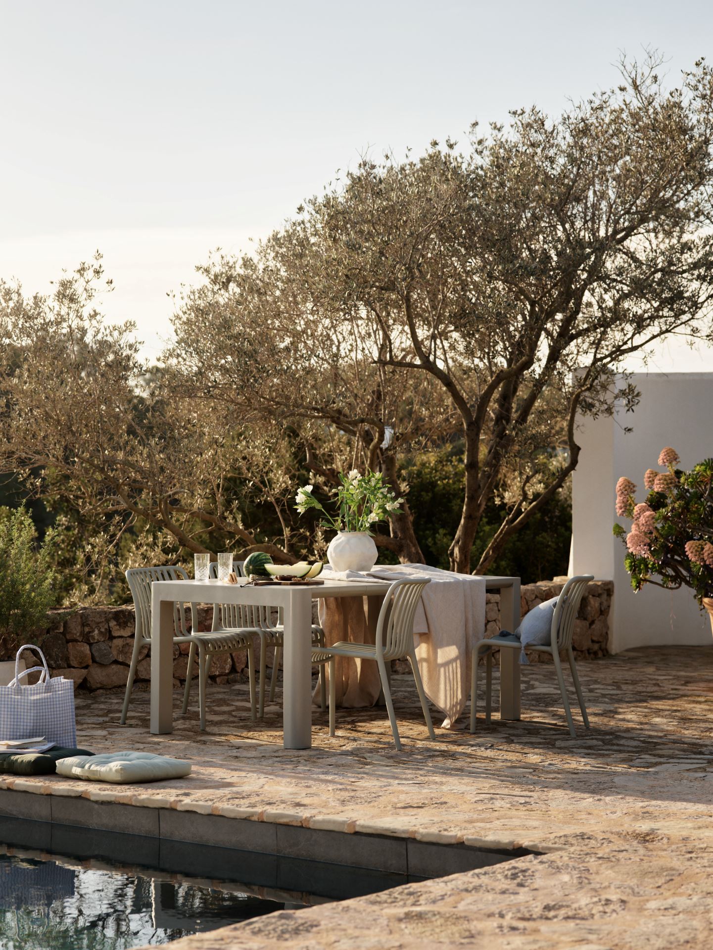 Hagebord grågrønn - 4