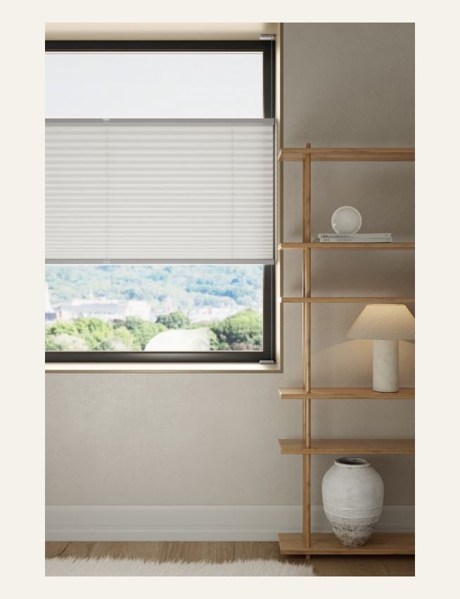 Lysfiltrerende plisségardin hvit - 3