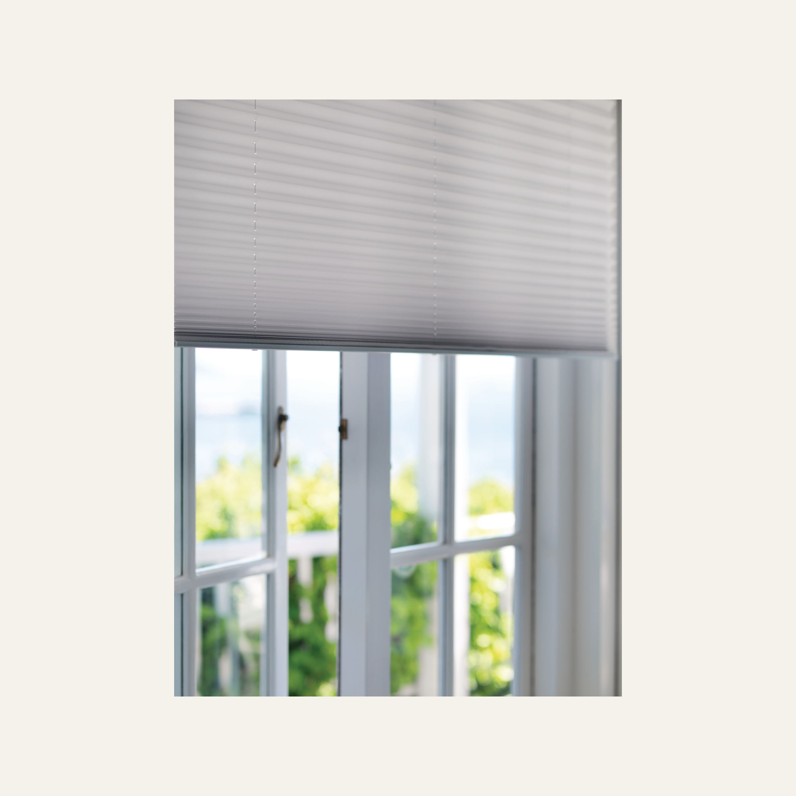 Lysfiltrerende plisségardin grå - 4