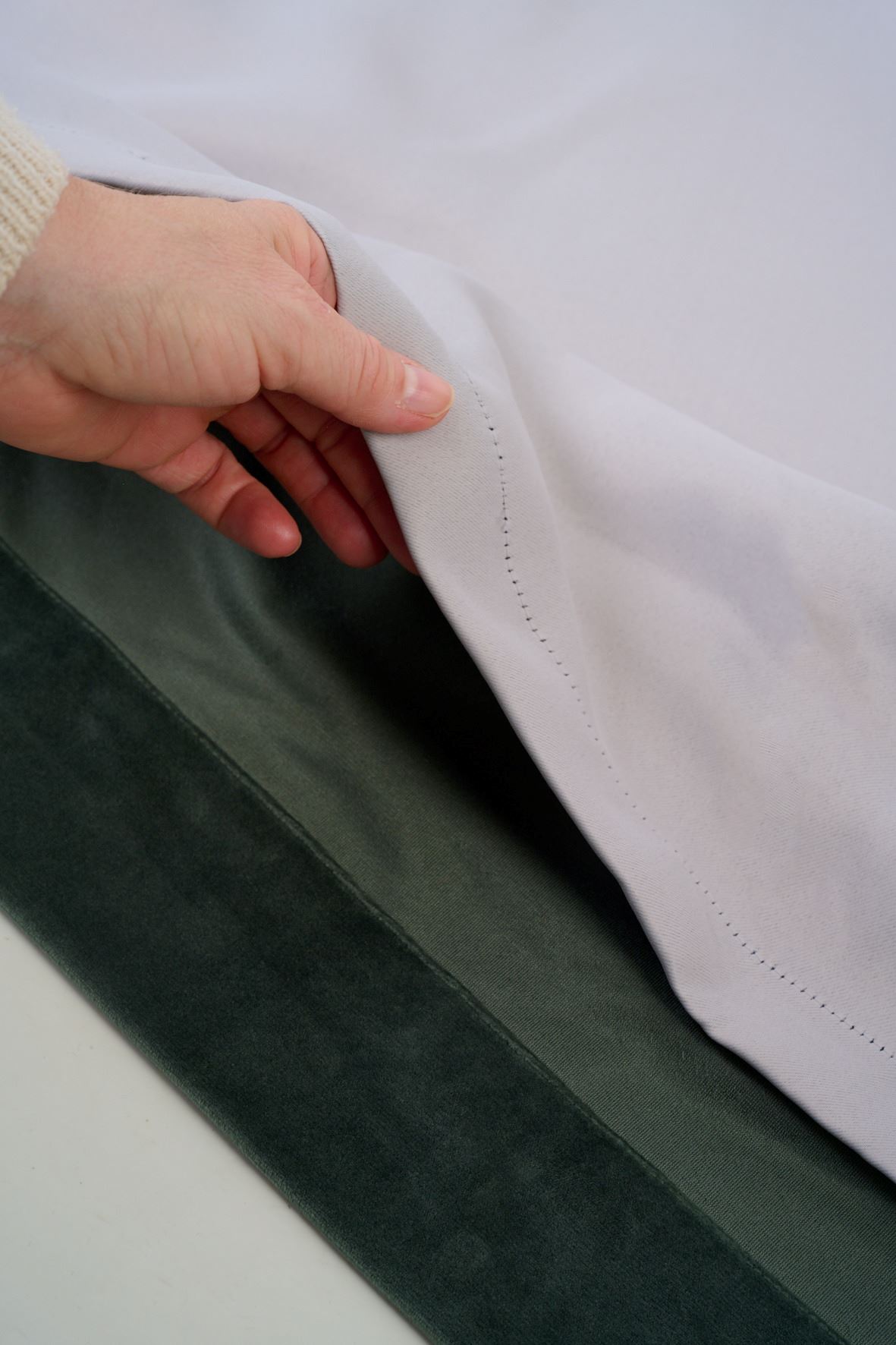 Lysdempende gardin grønn - 3