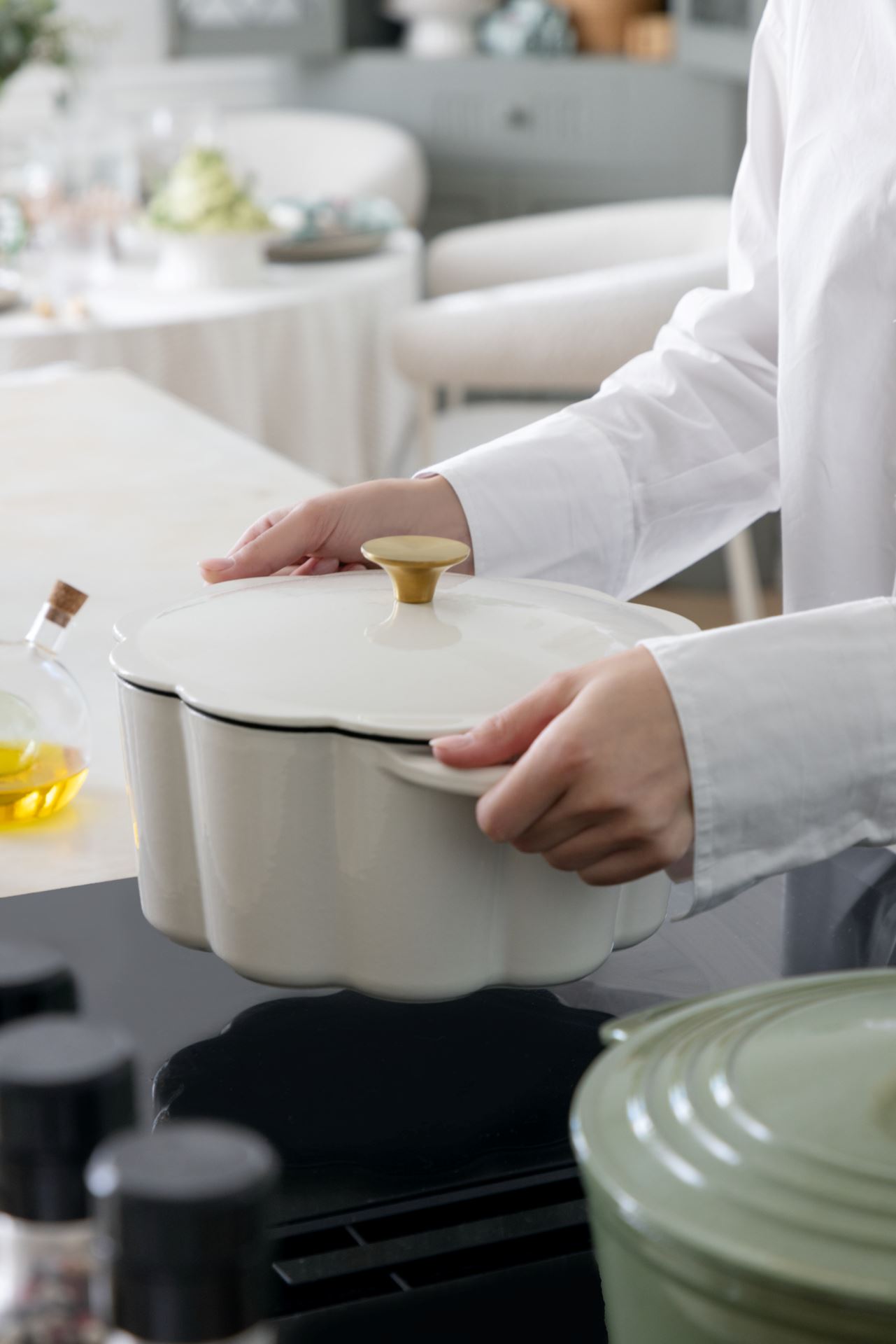 Støpejernsgryte rund krem - 2