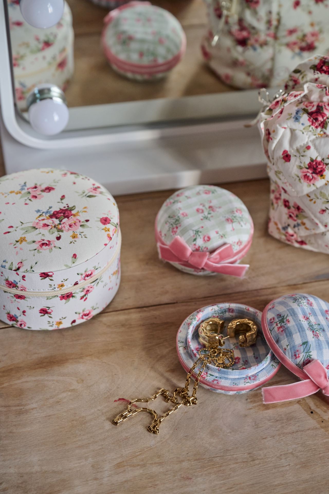 Smykkeskrin lys blå - 2