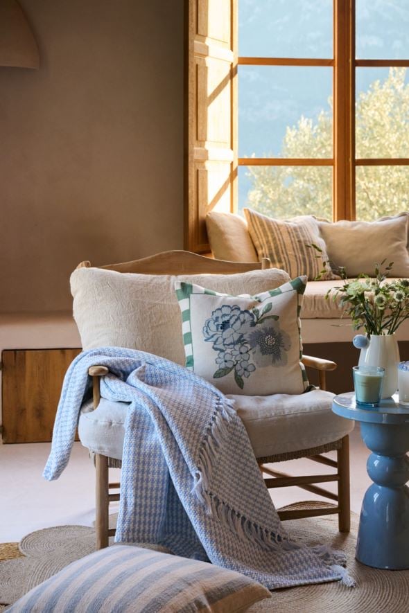 Sidebord lys blå - 2