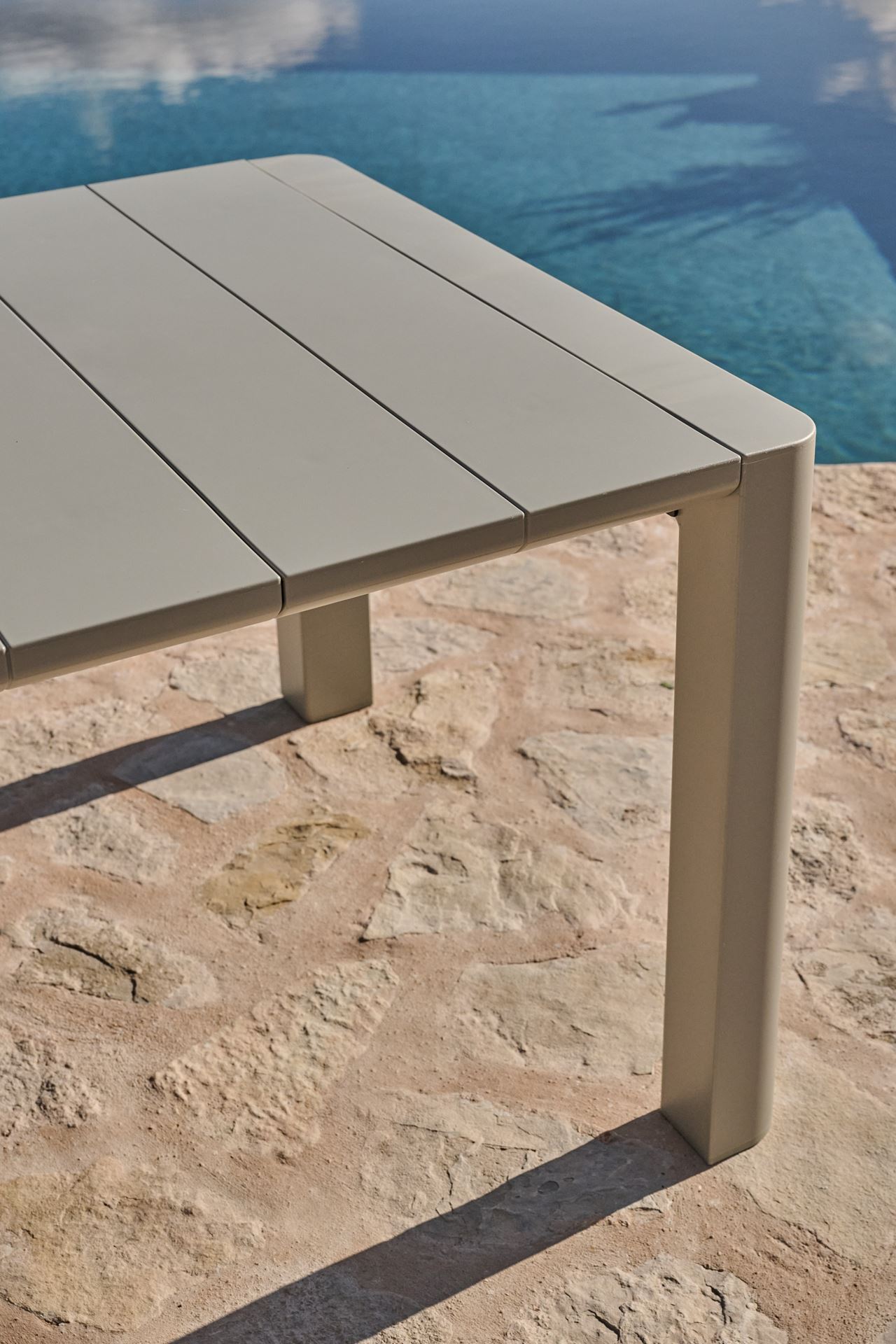 Hagebord grågrønn - 5