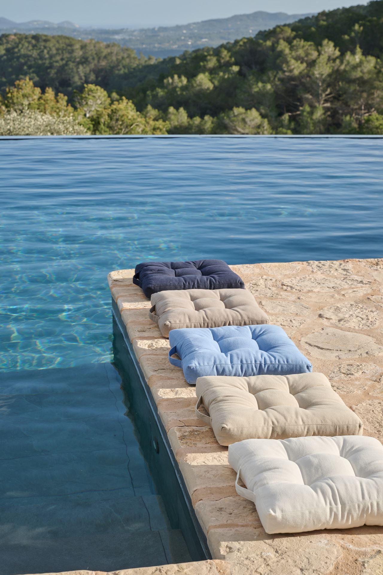 Sittepute marineblå - 2