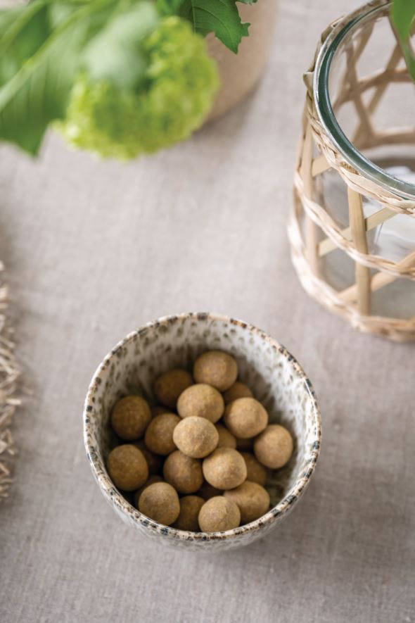 M/melkesjokolade og lakrispulver brun - 2