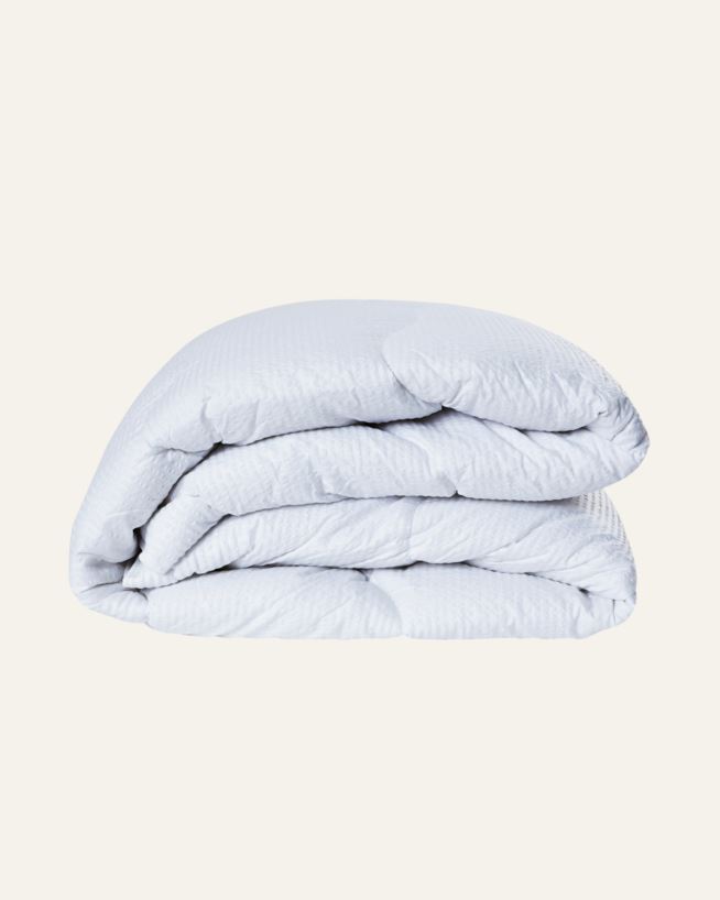 Helårs fiberdyne hvit - 150x210 cm hvit - 1