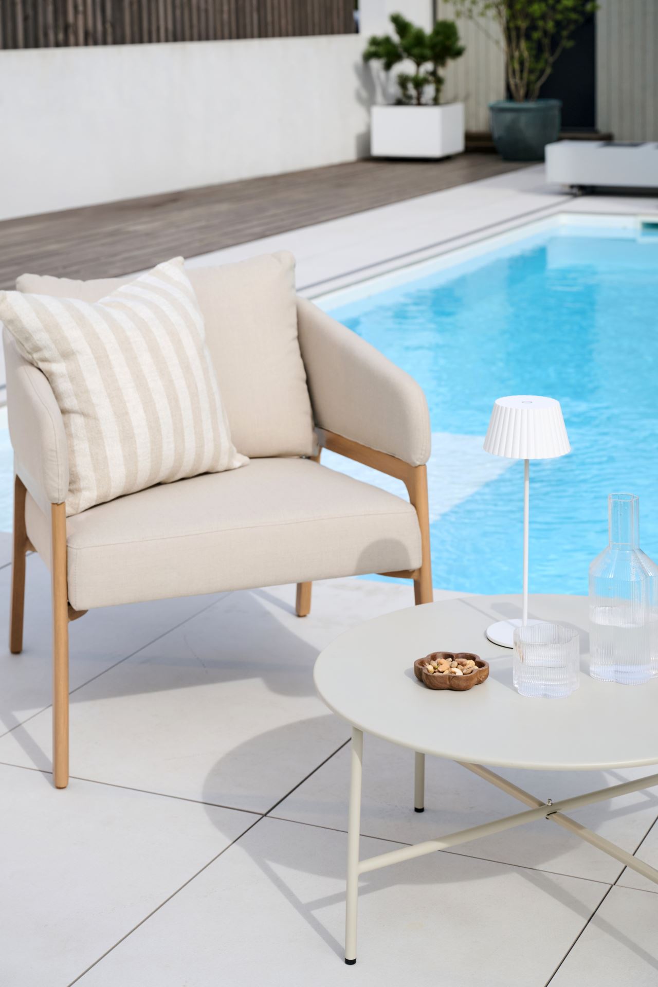 Hagebord beige - 2